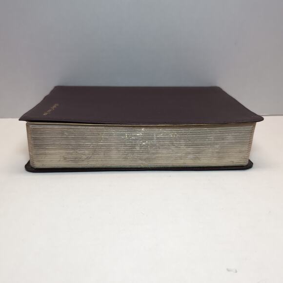 Life Application Study Bible NIV Zondervan Burgandy Bonded Leather Gold Gilt - Picture 5 of 13